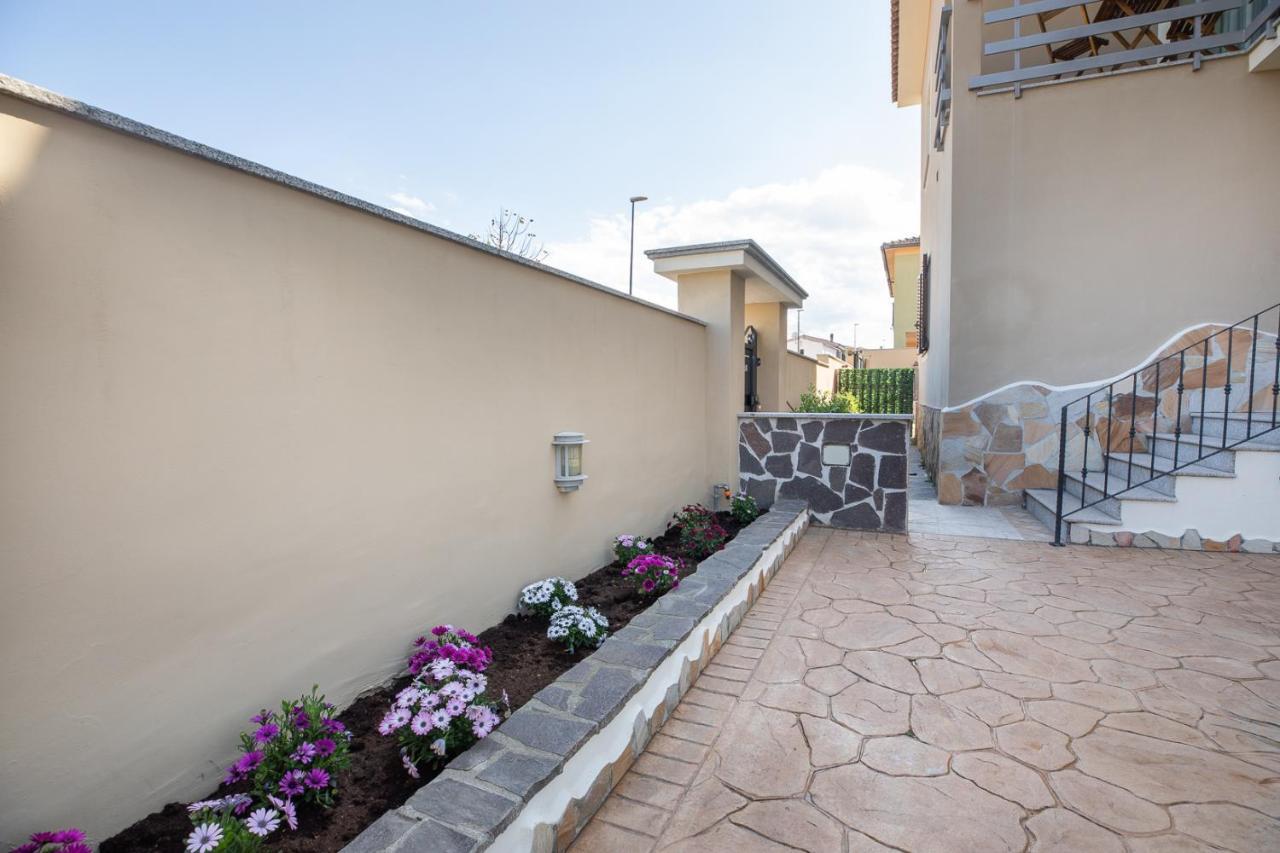 La Magnolia Rooms Olbia Exteriör bild